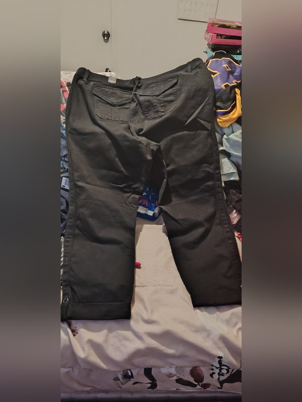 Torrid - Picture 2 of 4
